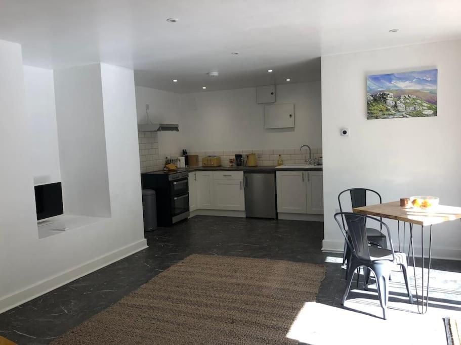 Sharp Tor Riverside Studio Apartment Plymouth Exterior foto